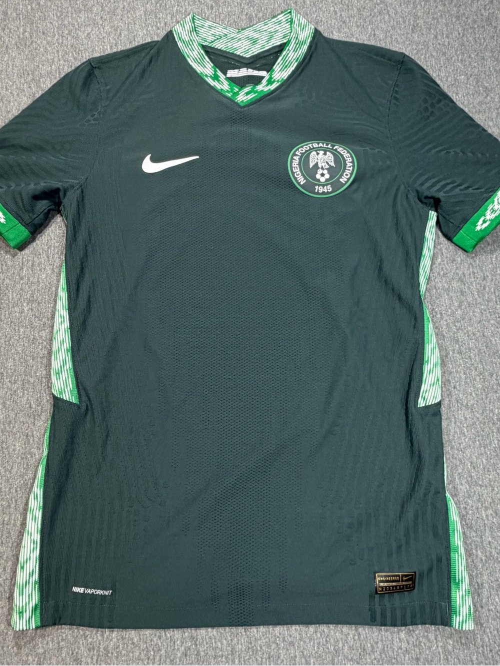 Nike Dark Green Nigeria Futbol Soccer Jersey Men’s Small Authentic Dri Fit